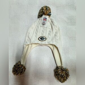 Women white Bay Packers
NFL Team Apparel Ear Flaps
Tassels Beanie Winter Hat
Cap